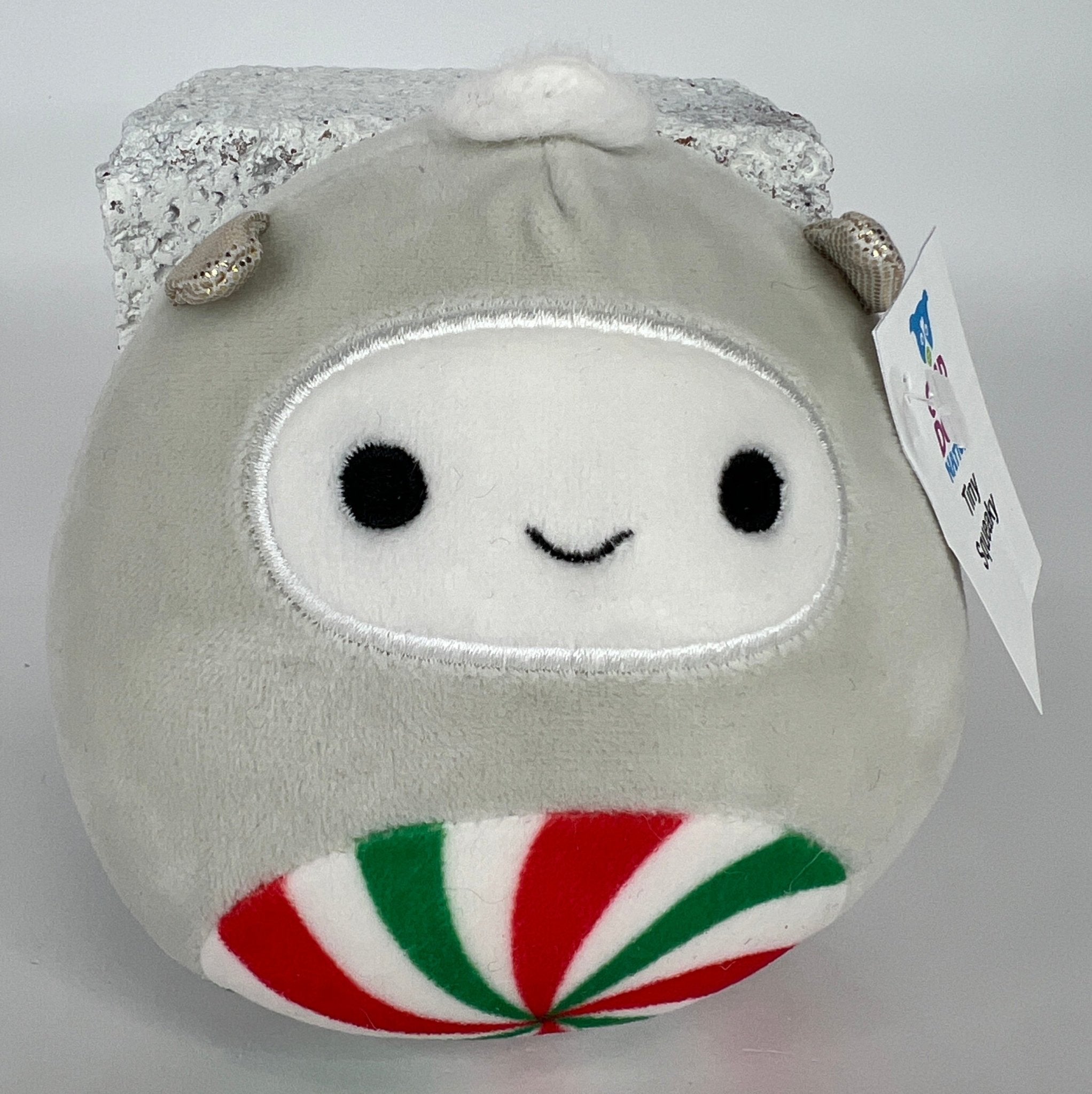 Tiny Stuffed & SQUEAKY Plush Holiday Dog & Cat Toys